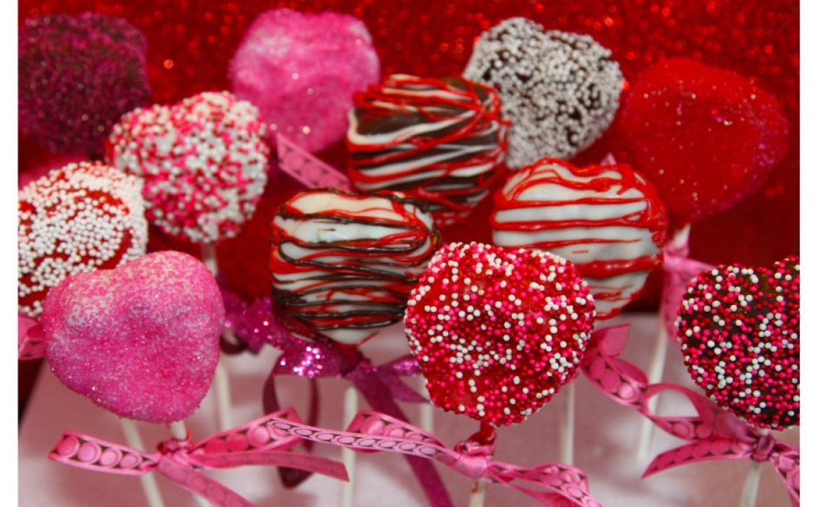 valentine's cake pops